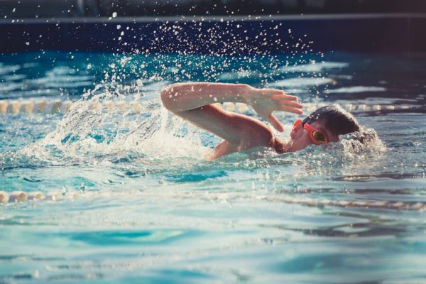 La natation comme exercice physique  (techniques de naturopathie)